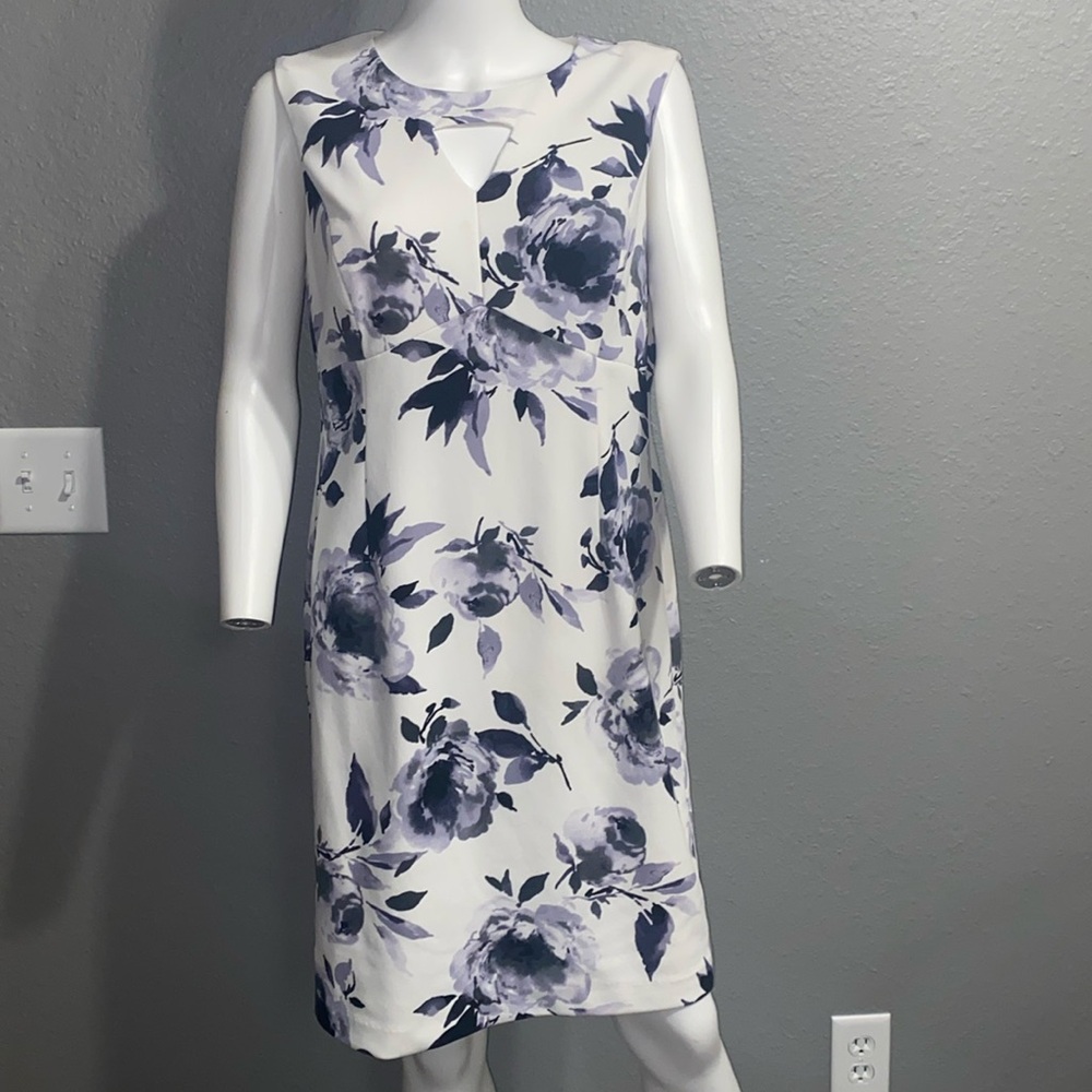 KASPER DRESS - Picture 1 of 8